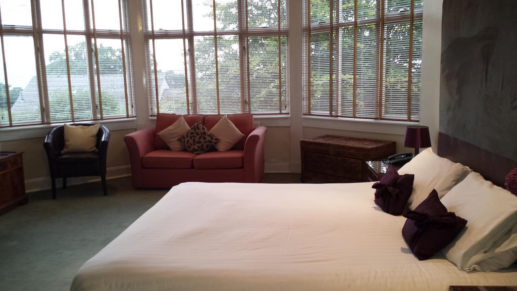 The Killearn Hotel Room photo